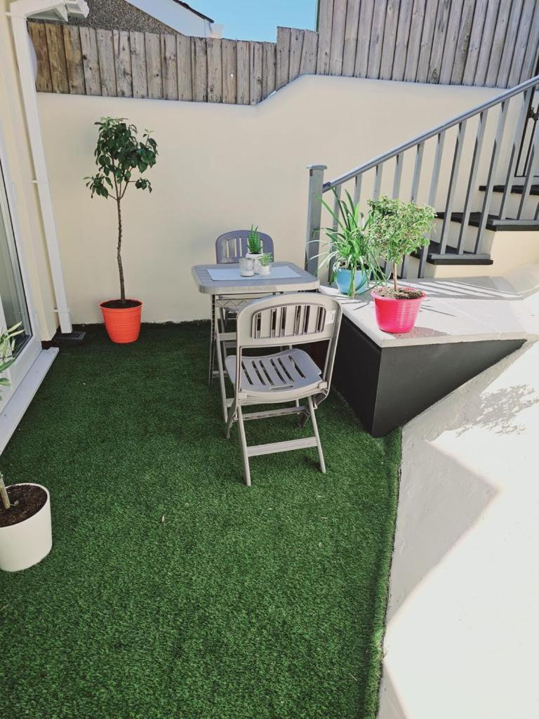 Two Bedroom Detached Modern Bungalow Close To Plymouth Argyle Fc Bagian luar foto